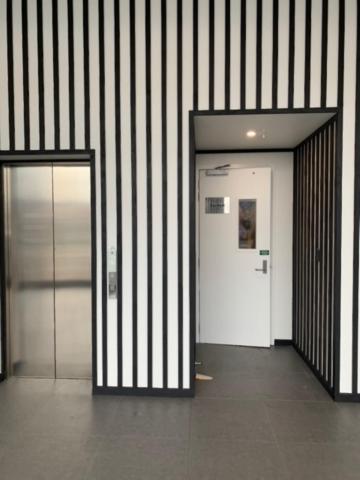 2 Bedrooms Apprtmt Plus Underground Parking In Cbd クライストチャーチ エクステリア 写真